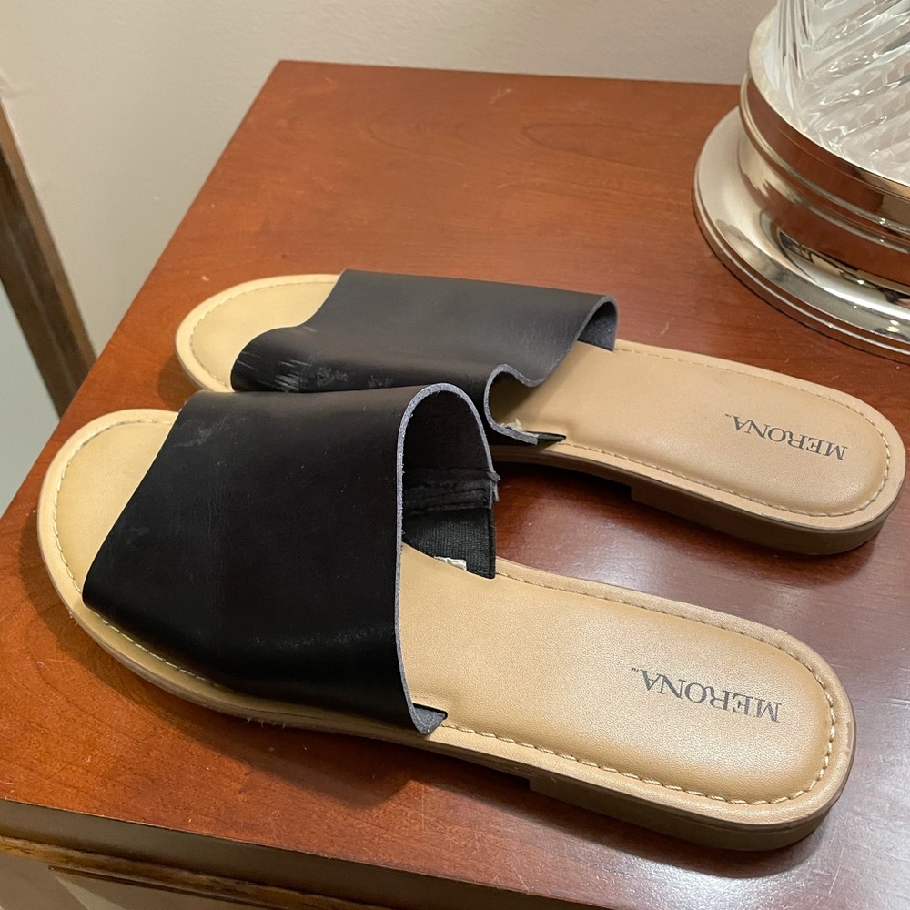 Merona Slides Size 9